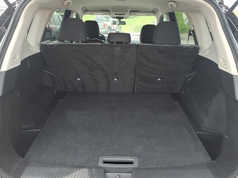 Used 2022 Nissan Rogue S AWD/4WD image 18