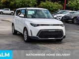 Used 2024 Kia Soul LX image 5