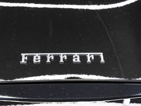 Used 2018 Ferrari 488 Spider RWD image 18