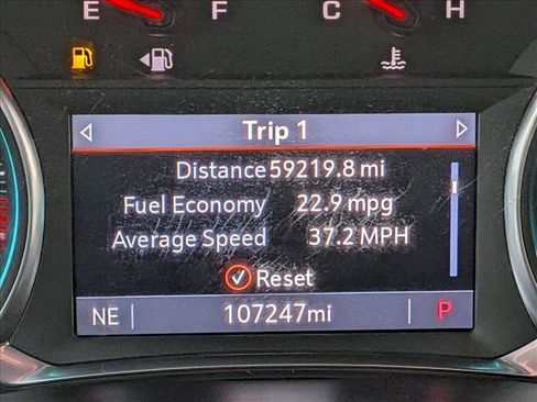 Used 2022 Chevrolet Traverse LT AWD/4WD image 11