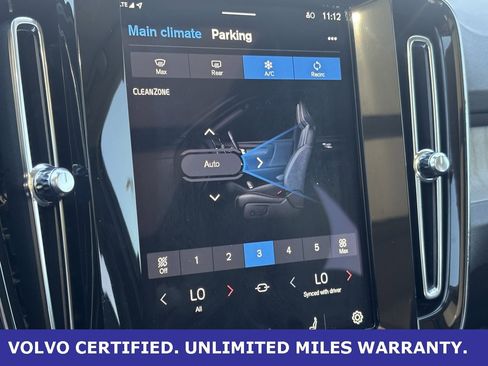 Certified 2025 Volvo XC40 B5 Plus image 19