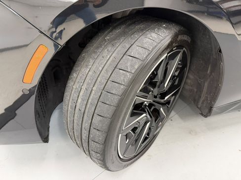 Used 2023 BMW 760i xDrive image 63