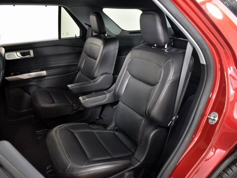 Used 2023 Ford Explorer Limited w/ Limited Technology Package image 20