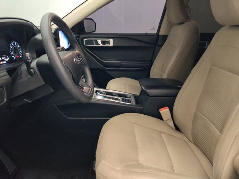 Used 2021 Ford Explorer 2WD image 17