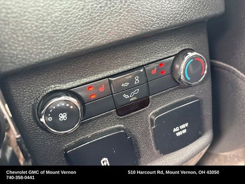 Used 2017 Ford Explorer Limited image 27