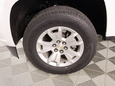 Used 2022 Chevrolet Colorado LT w/ Fleet Safety Package image 16