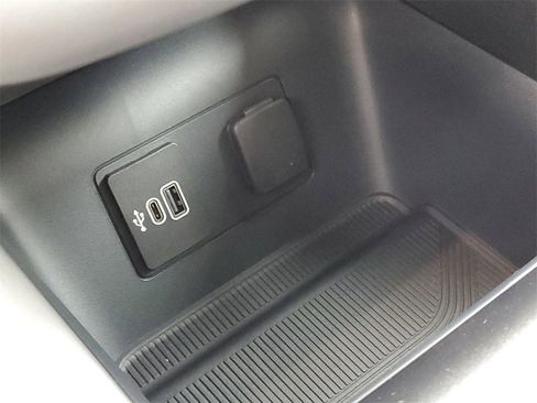 New 2026 Ford Explorer Active w/ Active Comfort Package image 21