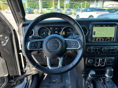 Used 2023 Jeep Wrangler Unlimited Sahara w/ Cold Weather Group AWD/4WD image 12