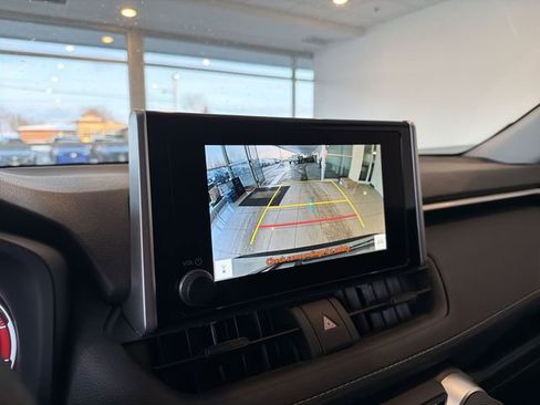 Used 2025 Toyota RAV4 LE image 23