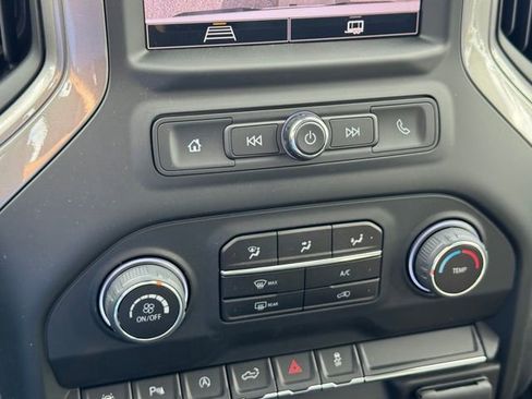 New 2025 Chevrolet Silverado 1500 W/T AWD/4WD image 15