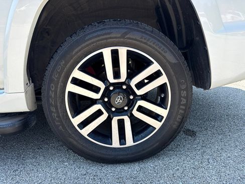 Used 2019 Toyota 4Runner Limited AWD/4WD image 8