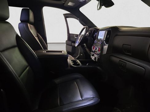 Used 2019 GMC Sierra 1500 SLT w/ SLT Premium Plus Package image 17