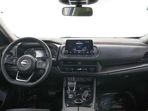 Used 2023 Nissan Rogue SV AWD/4WD image 13