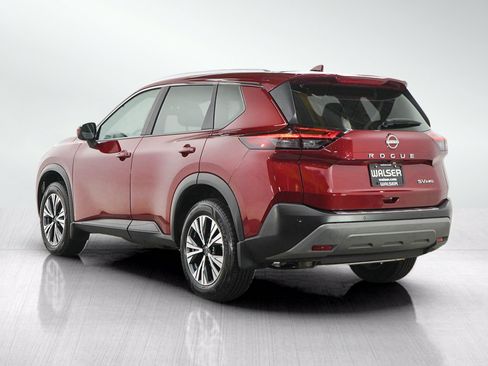 Used 2023 Nissan Rogue SV w/ SV Premium B Package AWD/4WD image 3