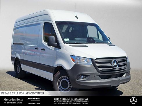 Used 2026 Mercedes-Benz Sprinter 2500 image 1