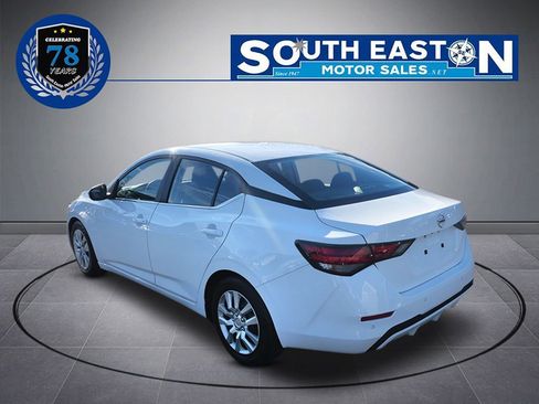 Used 2022 Nissan Sentra S image 5