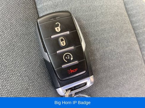 Used 2020 RAM 1500 Big Horn AWD/4WD image 25