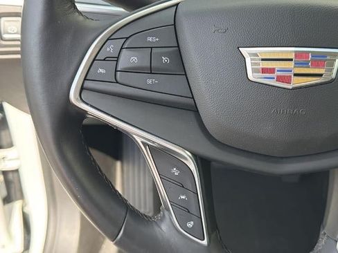 Used 2017 Cadillac XT5 Luxury w/ Driver Awareness Package FWD image 26