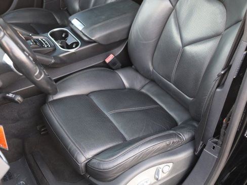 Used 2013 Porsche Cayenne Diesel AWD/4WD image 26