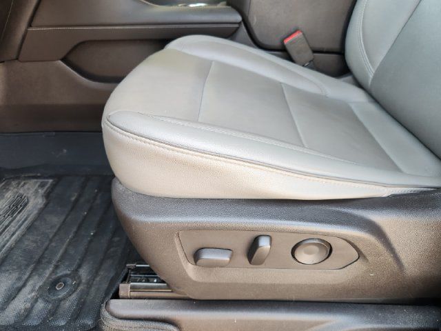 Used 2021 GMC Yukon XL SLT w/ SLT Premium Package AWD/4WD image 23