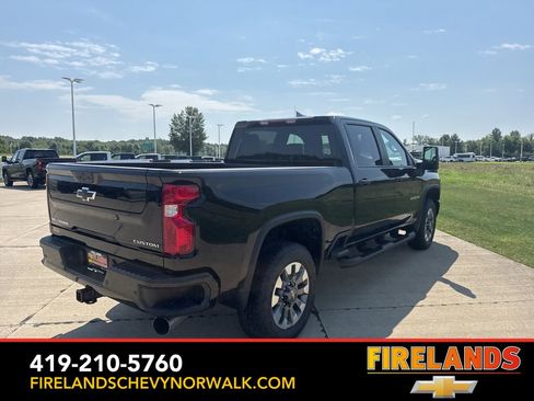 New 2025 Chevrolet Silverado 2500 Custom w/ Custom Value Package image 9