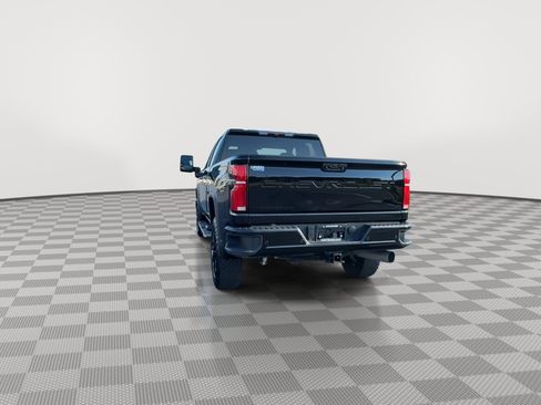 Used 2025 Chevrolet Silverado 2500 LT w/ Trail Boss Package AWD/4WD image 7
