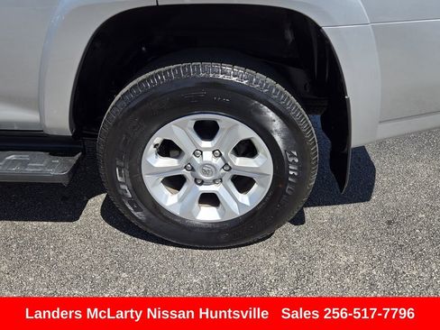 Used 2024 Toyota 4Runner SR5 AWD/4WD image 12