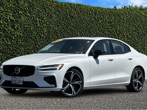 Used 2024 Volvo S60 B5 Plus w/ Climate Package AWD/4WD image 8