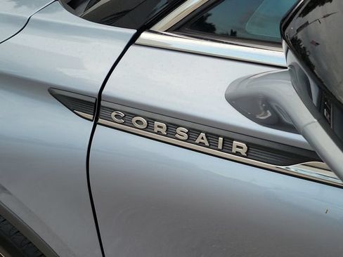Certified 2022 Lincoln Corsair FWD image 9