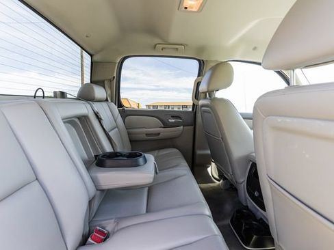 Used 2012 GMC Sierra 2500 SLT w/ SLT Convenience Package AWD/4WD image 16