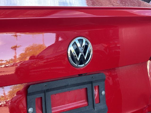 Used 2019 Volkswagen Jetta GLI Autobahn FWD image 12