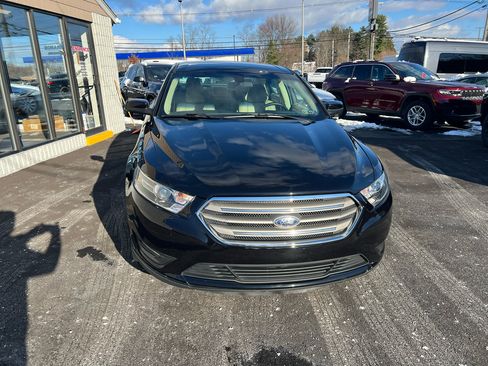 Used 2019 Ford Taurus SEL w/ Equipment Group 201A image 2