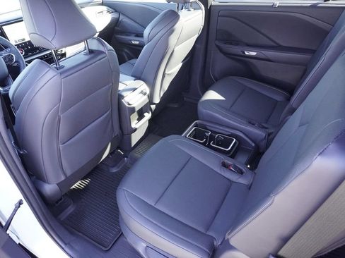 Used 2026 Lexus TX 500h AWD w/ Technology Package image 29