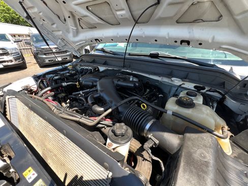 Used 2012 Ford F550 4x4 Regular Cab Super Duty w/ PWR Equipment Group image 30