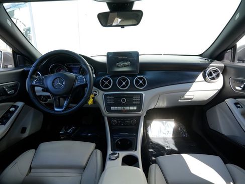 Used 2018 Mercedes-Benz CLA 250 4MATIC image 53