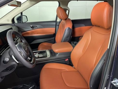 New 2026 Kia Carnival EX FWD image 18