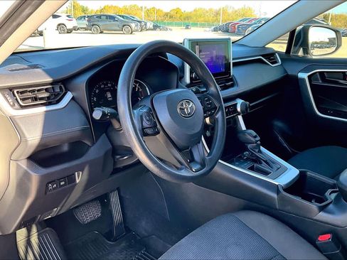 Used 2023 Toyota RAV4 LE image 16