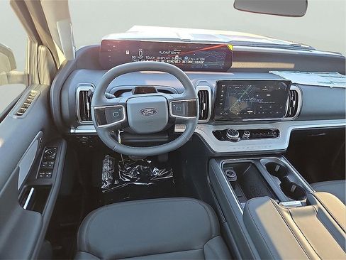 New 2025 Ford Expedition Max Active image 11