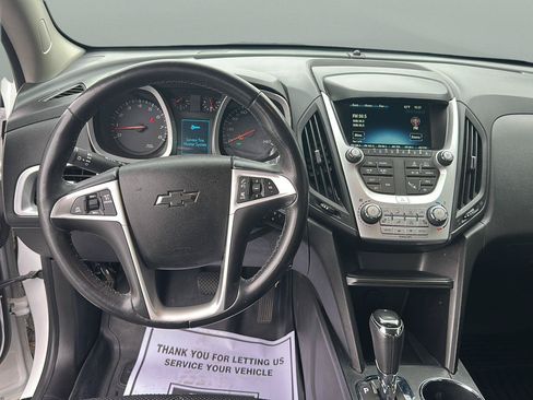 Used 2017 Chevrolet Equinox LT AWD/4WD image 13