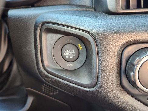 Used 2024 Jeep Wrangler Sport image 27