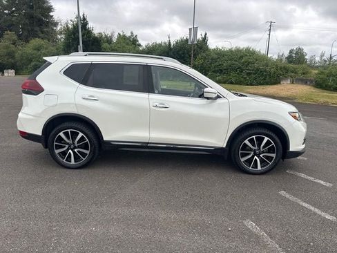 Used 2020 Nissan Rogue SL AWD/4WD image 9