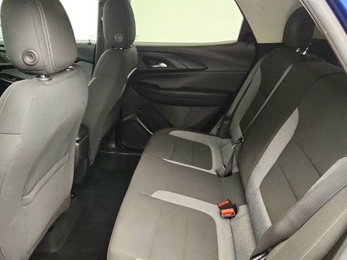Used 2023 Chevrolet TrailBlazer LT FWD image 19