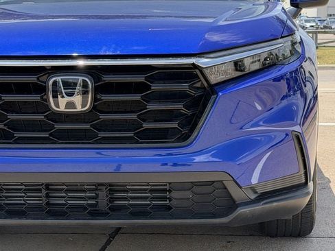 Used 2025 Honda CR-V EX image 8
