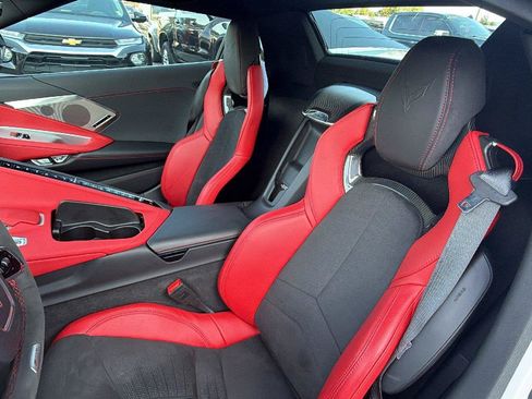 Used 2024 Chevrolet Corvette Z06 RWD image 4