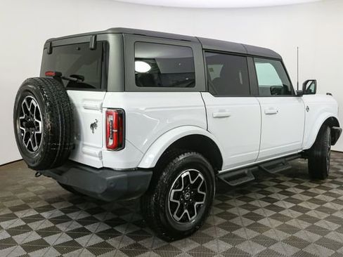 Used 2024 Ford Bronco Outer Banks AWD/4WD image 11