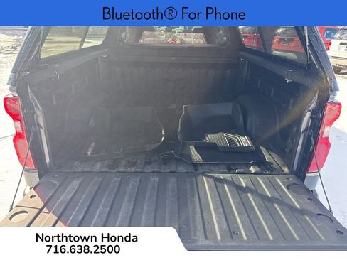 Used 2022 Chevrolet Silverado 1500 LT w/ Z71 Off-Road Package image 17