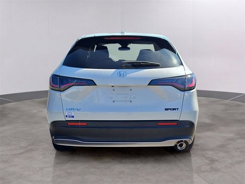 Certified 2024 Honda HR-V Sport image 5