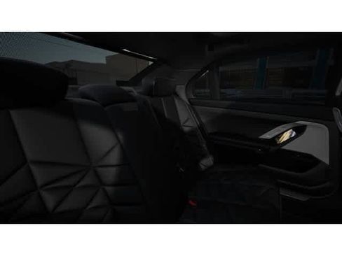 New 2025 BMW 740i w/ Premium Package image 12