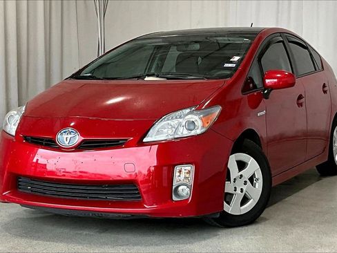 Used 2011 Toyota Prius Three w/ Solar Roof Pkg image 2
