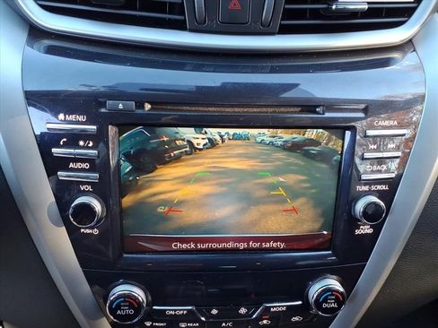 Used 2020 Nissan Murano SV image 21